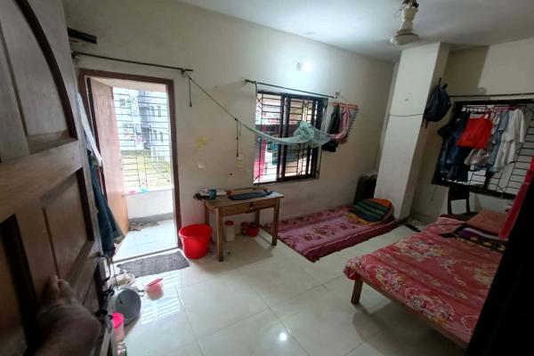 To-let ( bachelor ) November /December মাসে ।